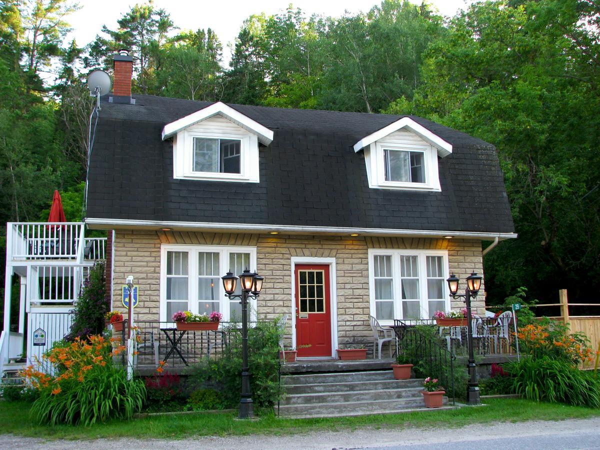 Auberge De Mon Petit Chum B&B Уэйкфилд Экстерьер фото